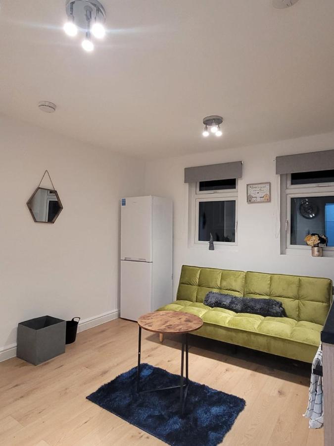 Canary Wharf Apartments Londra Esterno foto