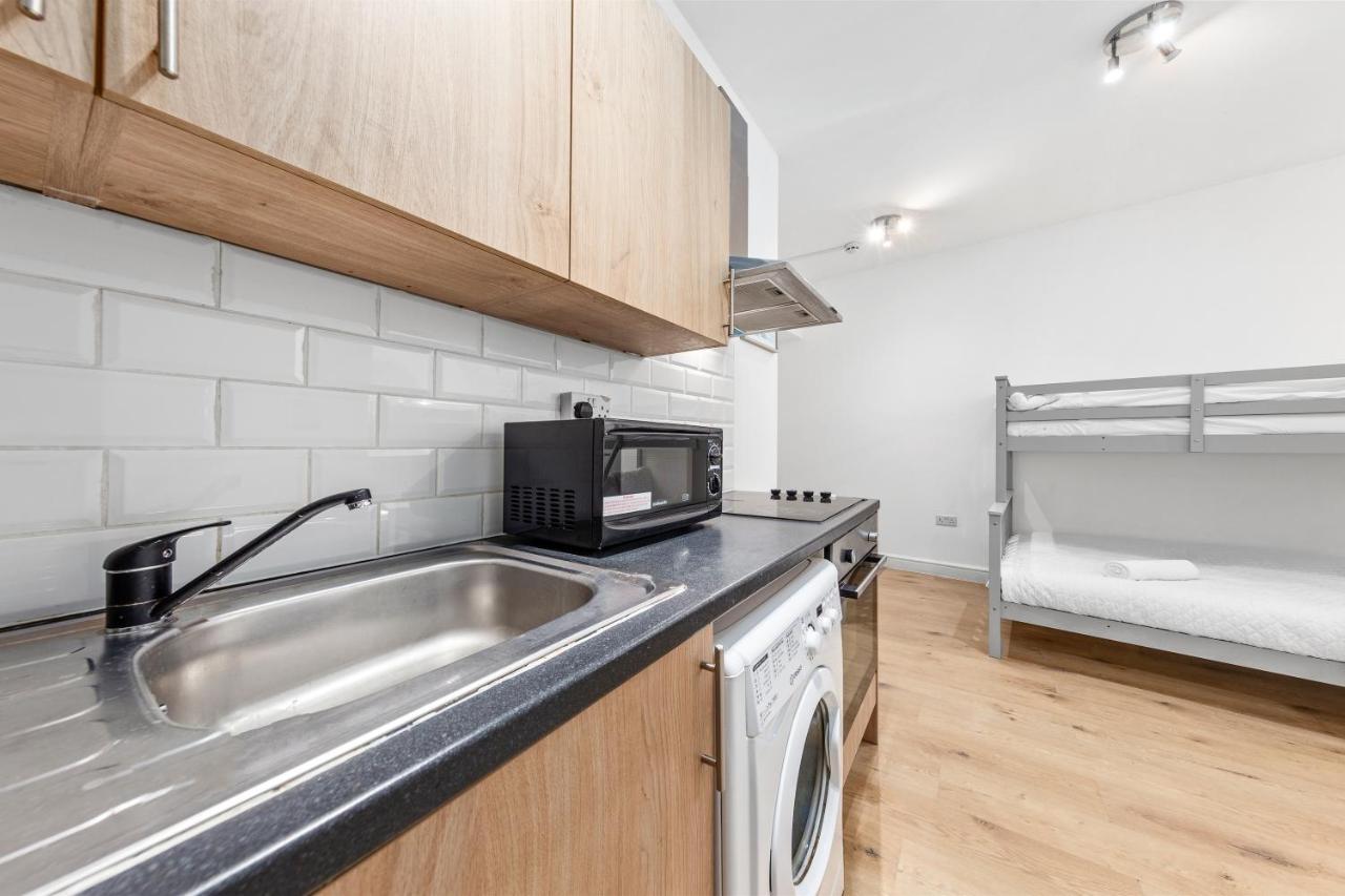 Canary Wharf Apartments Londra Esterno foto