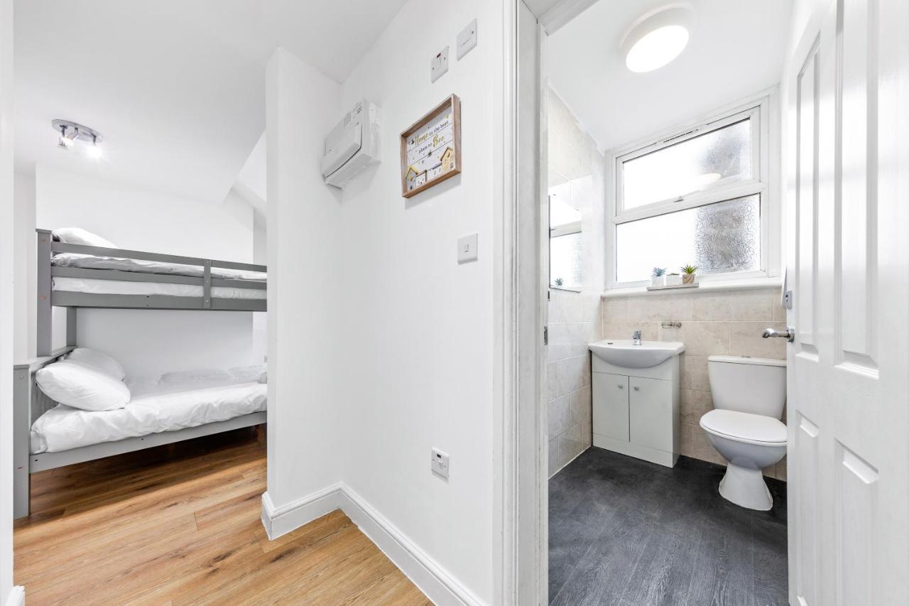 Canary Wharf Apartments Londra Esterno foto